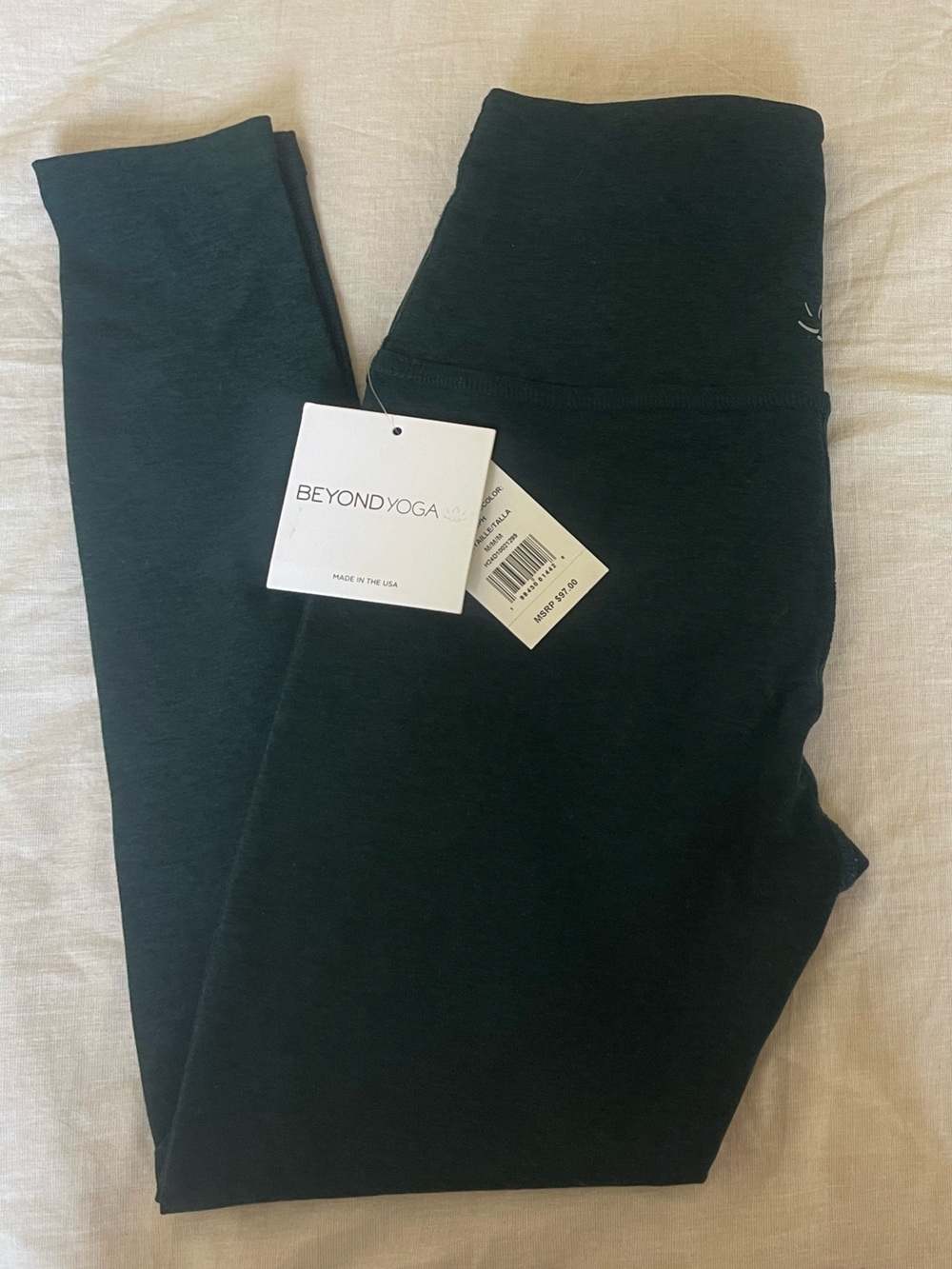 Beyond Yoga MEDIUM Spacedye Midi Leggings